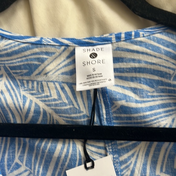 Summer Tie Front Crop Top - Picture 3 of 4